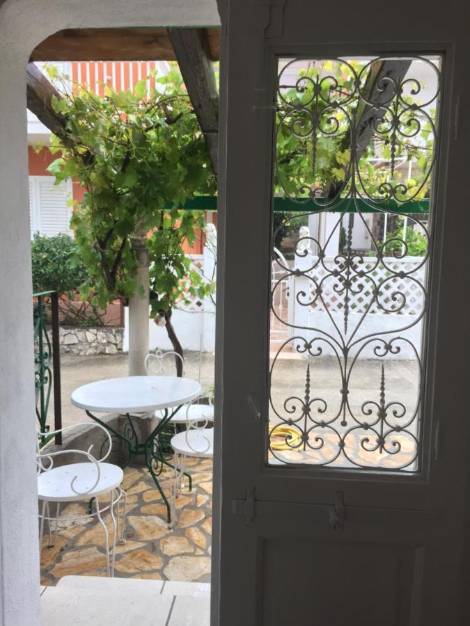 Apartamento Vintage House For Rent 60M From Sea Baška Voda Exterior foto