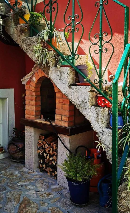 Apartamento Vintage House For Rent 60M From Sea Baška Voda Exterior foto
